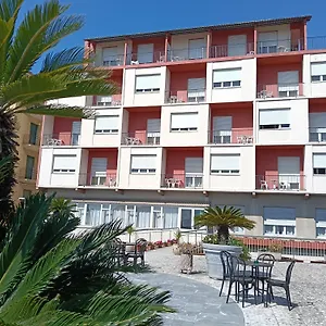Hotel Robinia, Imperia